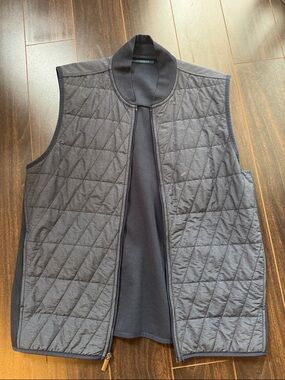 Perry Ellis Quilted Sleeveless Vest - Black